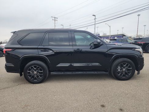 Used 2024 Toyota Sequoia Platinum image 10