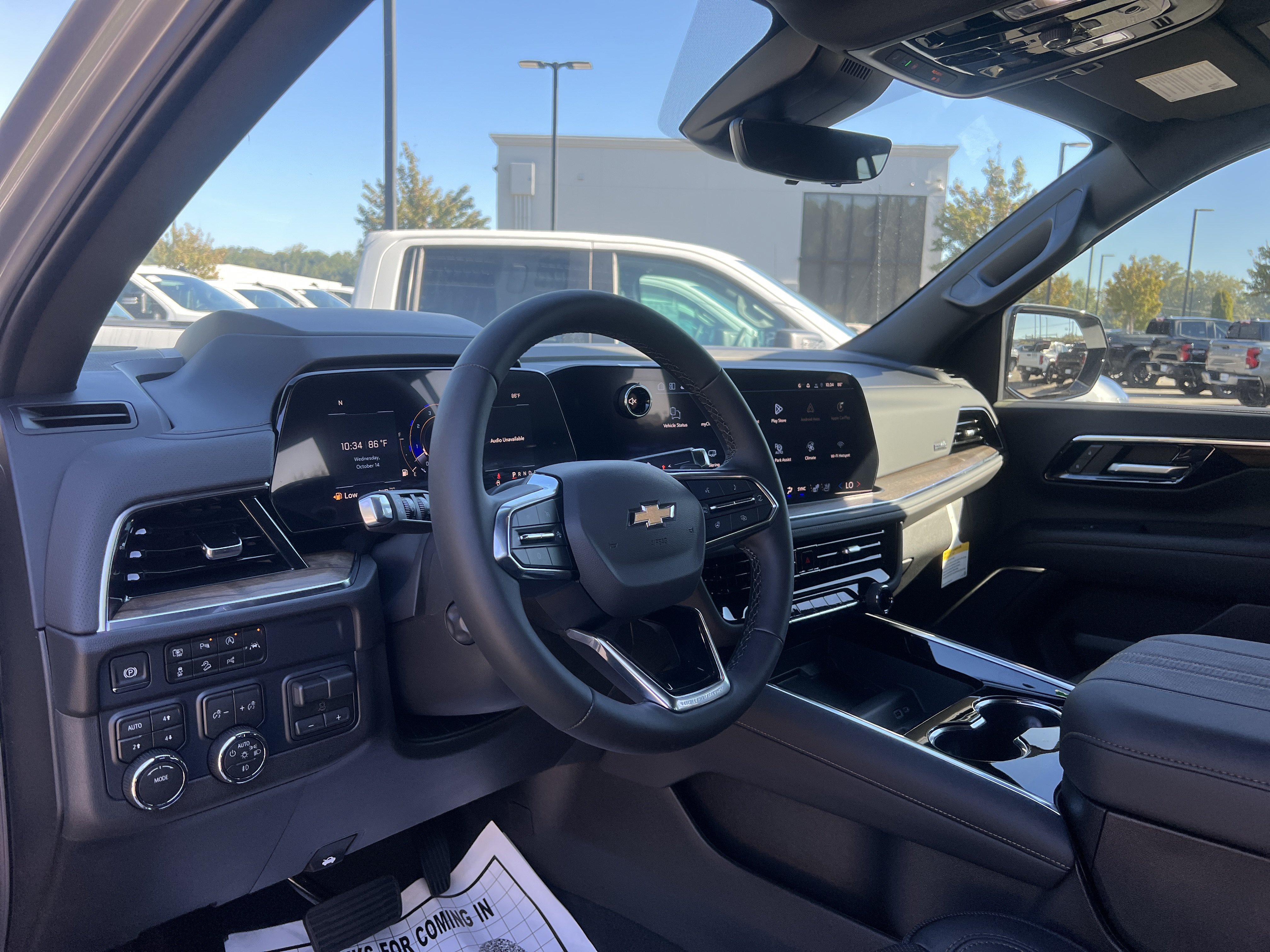 New 2026 Chevrolet Tahoe High Country w/ Sun And Tow Package AWD/4WD image 17