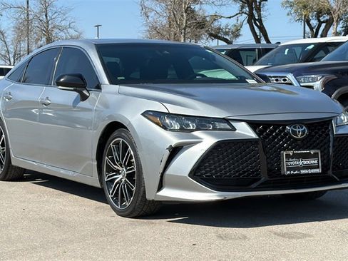 Certified 2020 Toyota Avalon XSE image 3