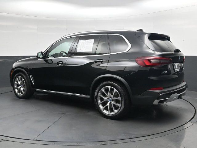 Used 2022 BMW X5 xDrive45e w/ Executive Package AWD/4WD image 7