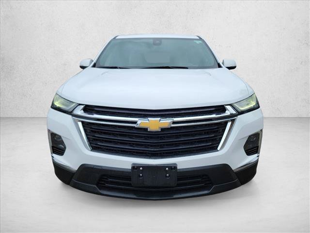 Used 2023 Chevrolet Traverse LS w/ Safety Package FWD image 2