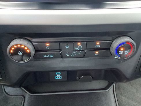 Used 2023 Ford F150 XLT image 54