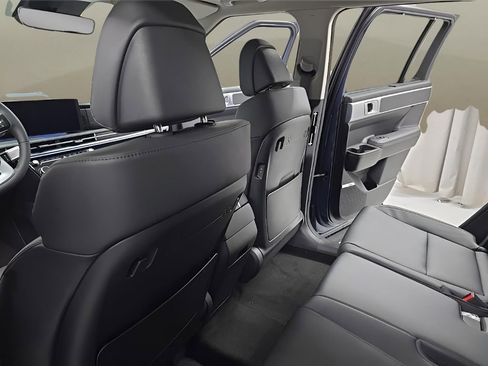 New 2026 Hyundai Santa Fe Limited AWD/4WD image 14