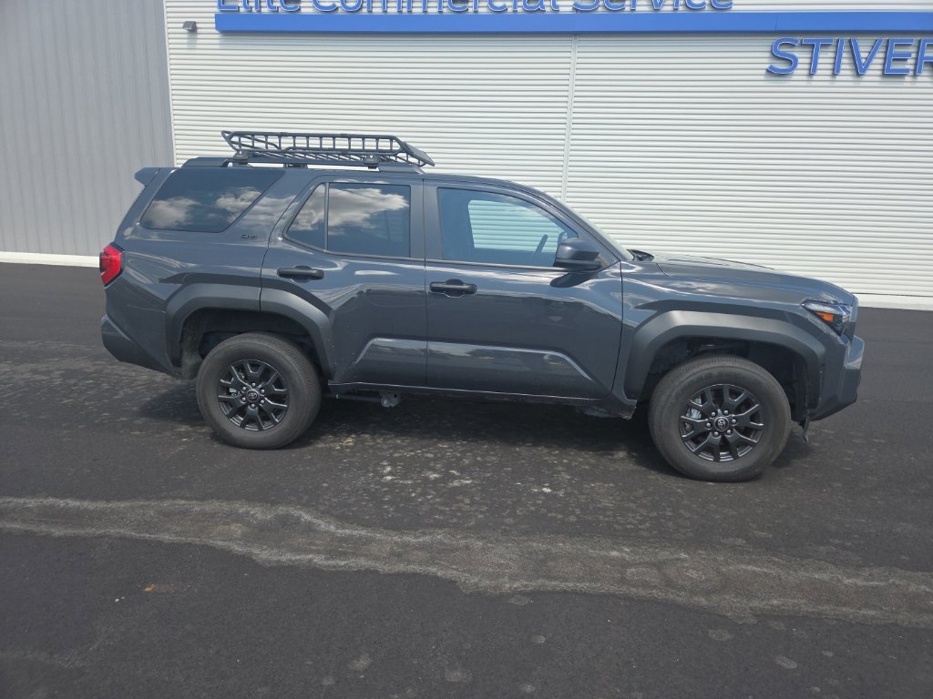 Used 2025 Toyota 4Runner SR5 RWD image 12
