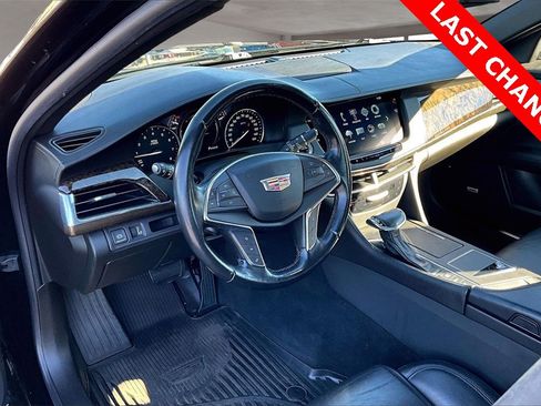 Used 2018 Cadillac CT6 Luxury image 14