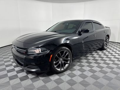 Used 2017 Dodge Charger SE w/ Popular Equipment Group