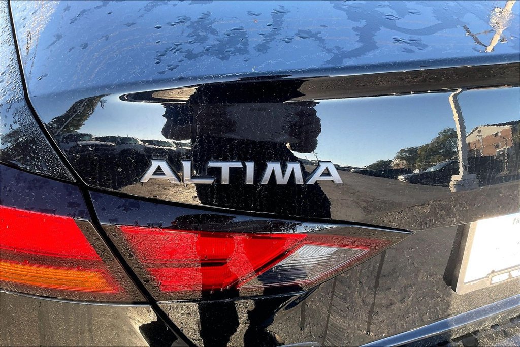 Used 2024 Nissan Altima 2.5 SL AWD/4WD image 31