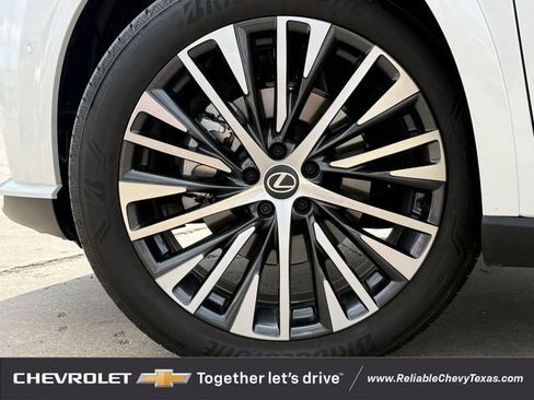 Used 2026 Lexus RX 350 Premium Plus w/ Convenience Package AWD/4WD image 11