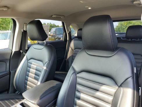 Certified 2023 Ford Edge SEL AWD/4WD image 13