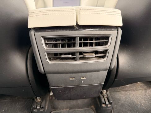 Used 2018 Tesla Model X 100D image 18