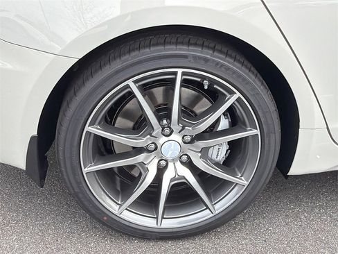 New 2026 Genesis G70 2.5T image 17