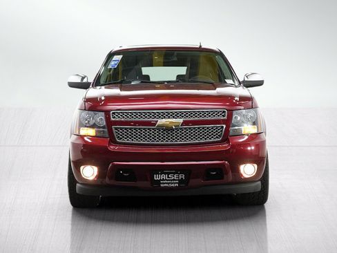 Used 2011 Chevrolet Suburban LTZ AWD/4WD image 8