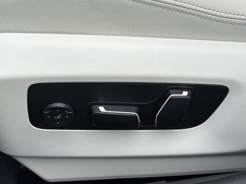 New 2027 BMW 530i w/ M Sport Package RWD image 18