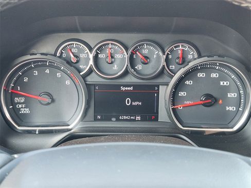 Used 2021 Chevrolet Tahoe Z71 w/ Z71 Signature Package image 16