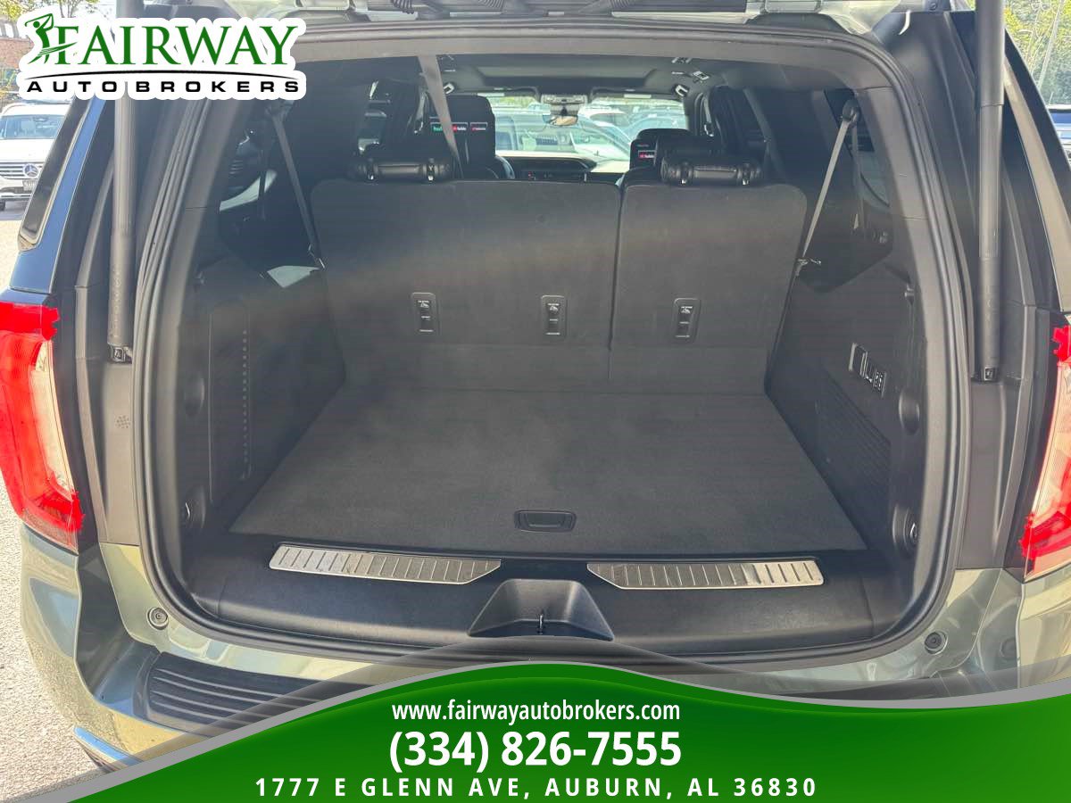 Used 2023 GMC Yukon XL Denali w/ Advanced Technology Package RWD image 30