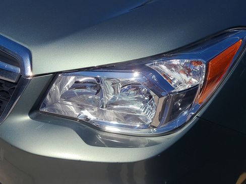 Used 2016 Subaru Forester 2.5i Premium w/ Popular Package #2 image 4