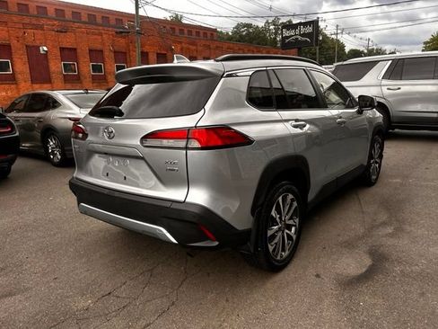 Used 2023 Toyota Corolla Cross XLE AWD/4WD image 7