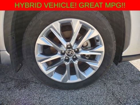 Used 2021 Toyota Highlander Limited image 30