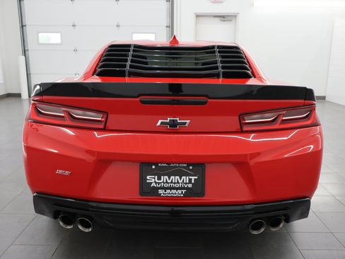 Used 2017 Chevrolet Camaro SS RWD image 27