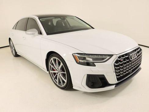 Certified 2023 Audi S8 w/ S8 Executive Package AWD/4WD image 7