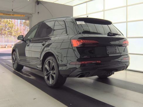 Used 2025 Audi Q7 3.0T Prestige image 9