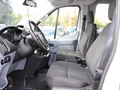 Used 2017 Ford Transit 150 XLT image 8