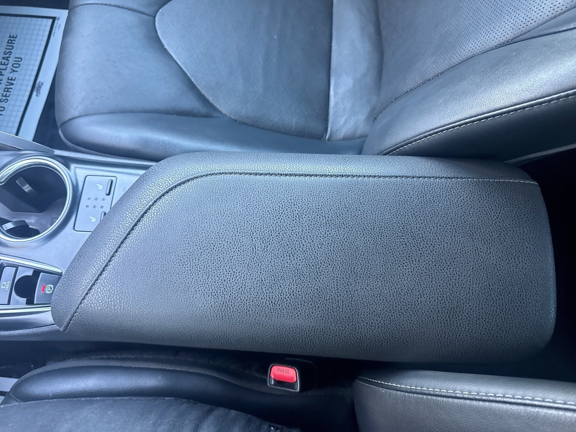 Used 2020 Toyota Camry XSE FWD image 24