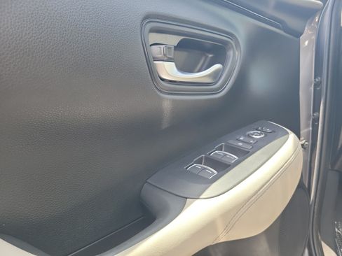 Certified 2024 Honda HR-V EX-L image 16