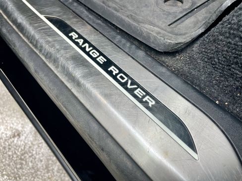 Used 2023 Land Rover Range Rover SE image 34