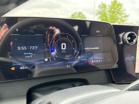 New 2025 Chevrolet Traverse LT w/ LPO, Floor Liner Package image 8