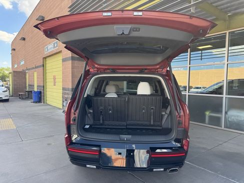 Used 2024 Hyundai Santa Fe Calligraphy image 41