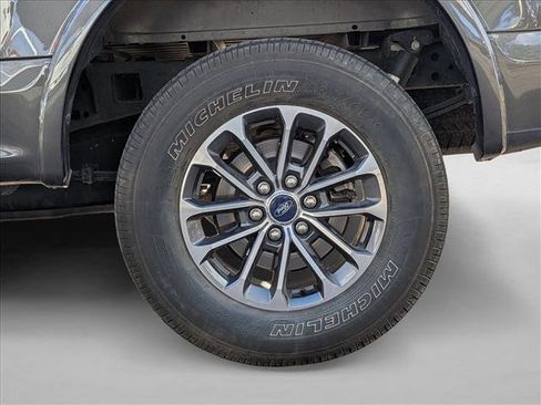 Used 2020 Ford F150 XLT w/ Equipment Group 302A Luxury image 9