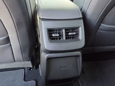 Certified 2025 Chevrolet Equinox EV RS FWD image 15
