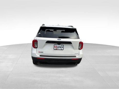 Used 2022 Ford Explorer ST-Line AWD/4WD image 9