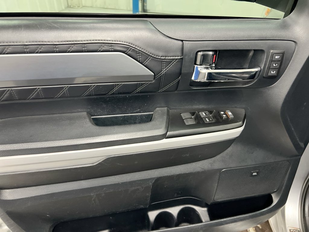 Used 2018 Toyota Tundra Platinum AWD/4WD image 21