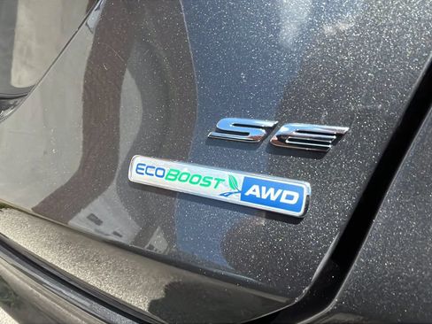 Used 2018 Ford Fusion SE w/ Equipment Group 201A AWD/4WD image 15