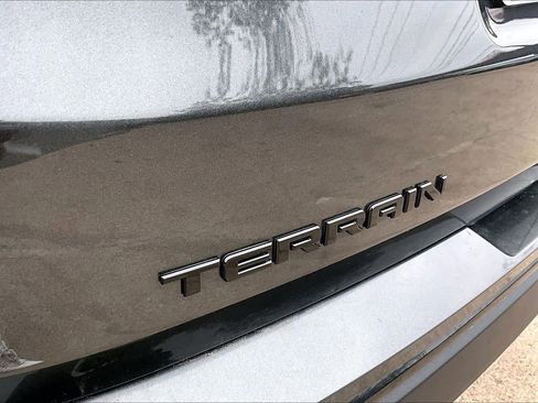 Used 2020 GMC Terrain SLE w/ Driver Convenience Package FWD image 30
