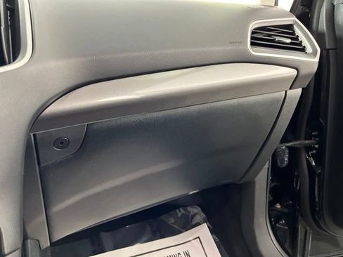 Used 2024 Ford Edge SEL AWD/4WD image 36