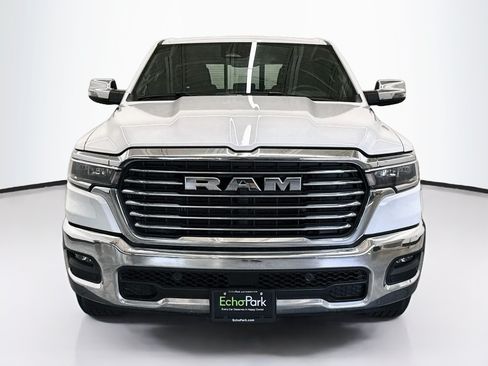 Used 2025 RAM 1500 Laramie AWD/4WD image 2