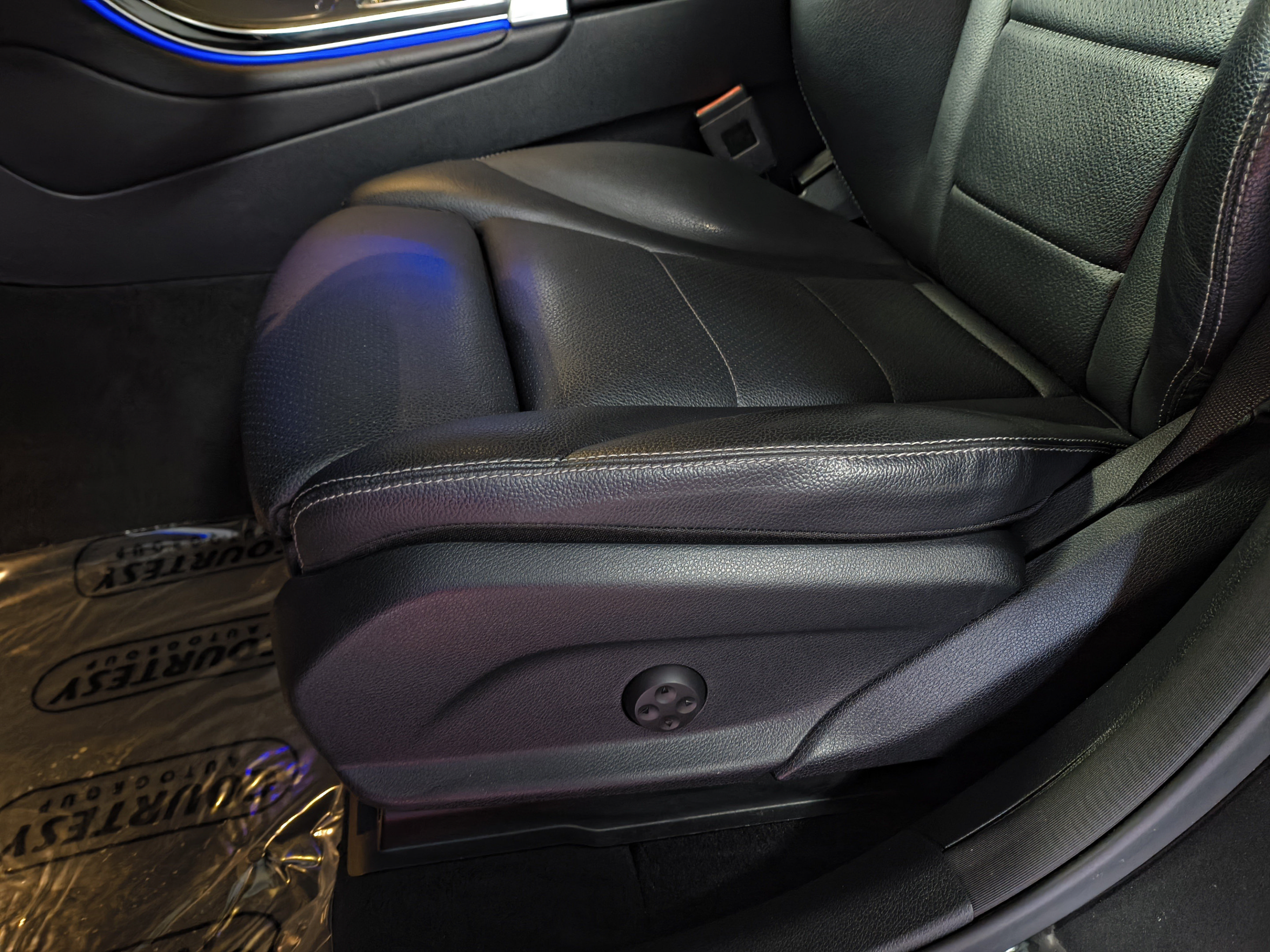 Used 2022 Mercedes-Benz GLC 300 image 22