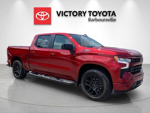 Used 2025 Chevrolet Silverado 1500 RST w/ Z71 Off-Road Package AWD/4WD image 5