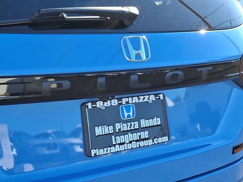 Used 2025 Honda Pilot TrailSport image 30