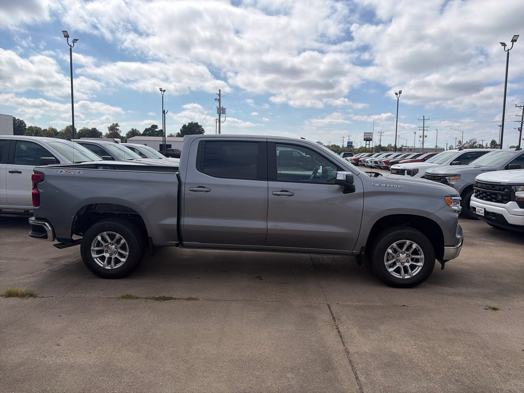 New 2026 Chevrolet Silverado 1500 LT AWD/4WD image 7
