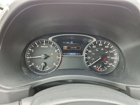 Used 2019 Nissan Pathfinder Platinum AWD/4WD image 34