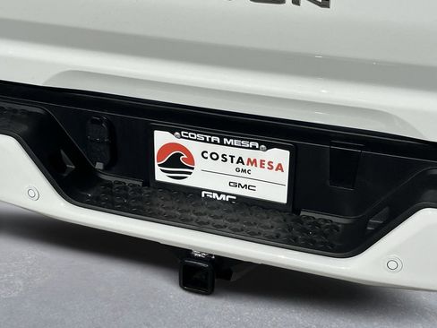 New 2026 GMC Canyon Elevation RWD image 27
