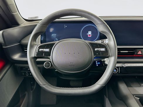 Used 2024 Hyundai Ioniq 6 SEL image 18