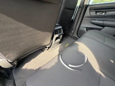 Used 2025 Honda CR-V LX image 25
