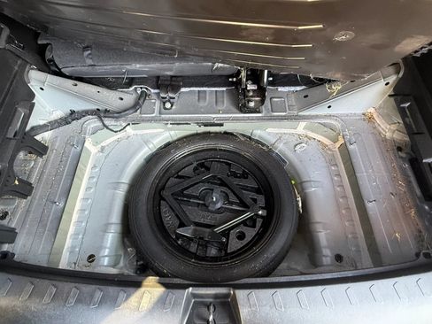Used 2018 Chevrolet Traverse LT AWD/4WD image 20
