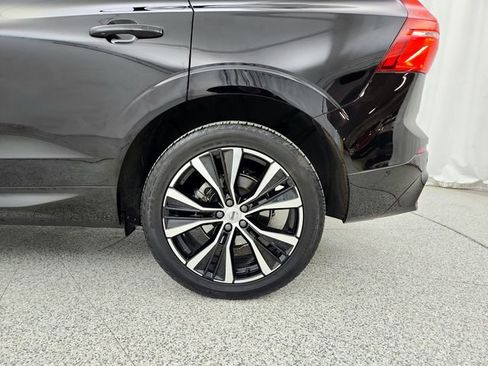 Used 2023 Volvo XC60 B5 Plus w/ Climate Package image 27