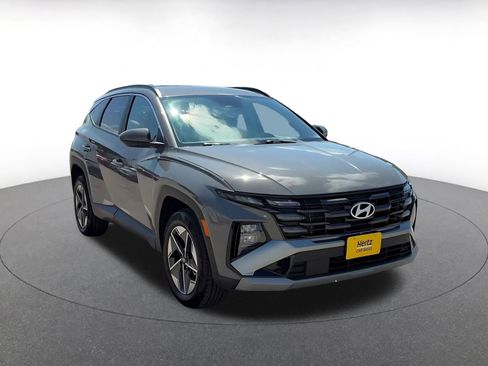 Used 2025 Hyundai Tucson SEL image 3